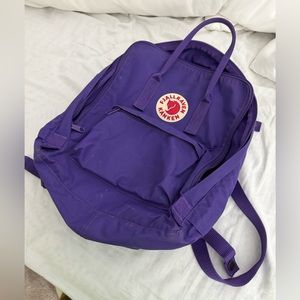 Purple Fjallraven Kanken 16L